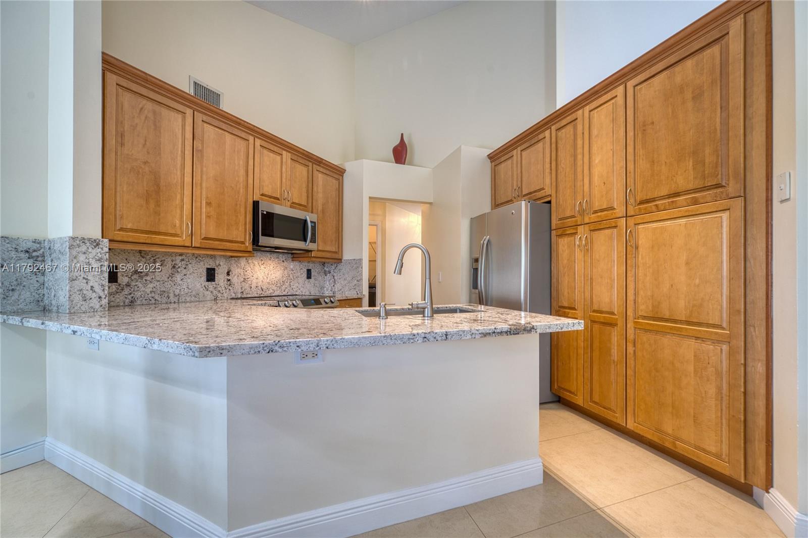 10240 Port Of Spain St, Cooper City, Florida image 15