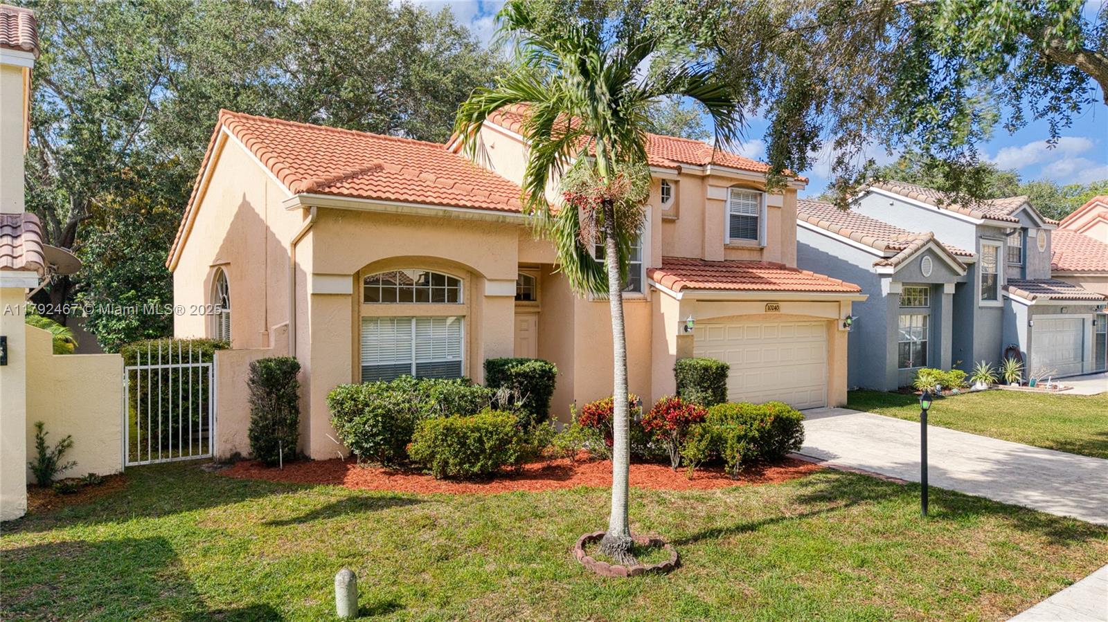 10240 Port Of Spain St, Cooper City, Florida image 2