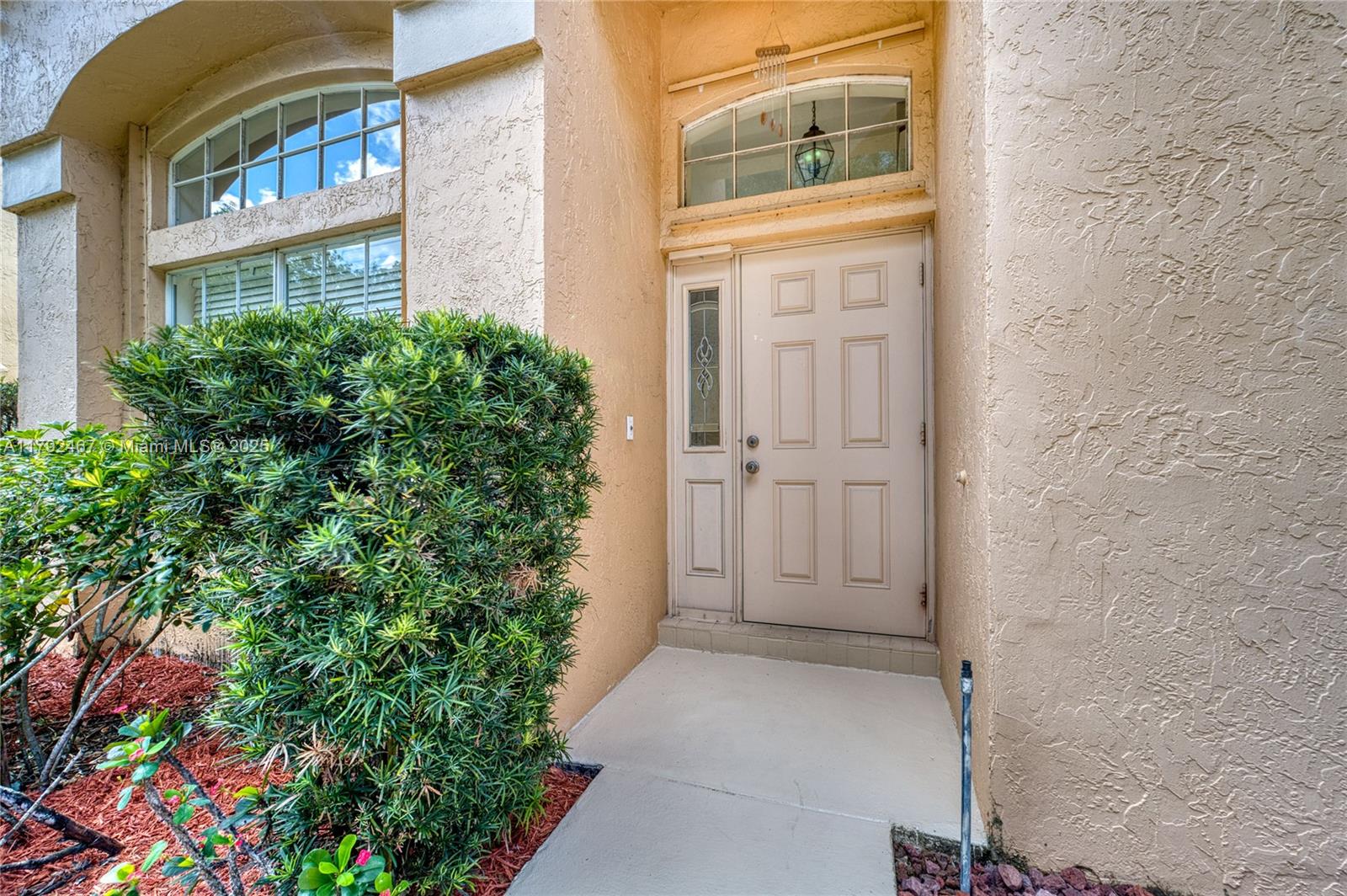 10240 Port Of Spain St, Cooper City, Florida image 8