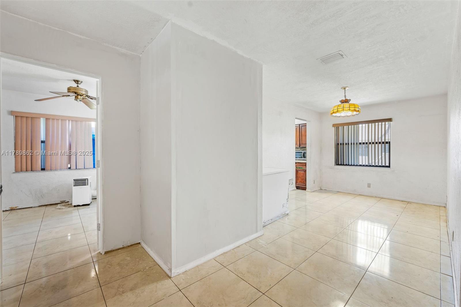 744 NW 7th St, Hallandale Beach, Florida image 6