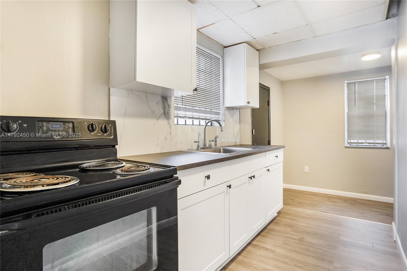 6535 NW 6th Ave, Miami, Florida image 11