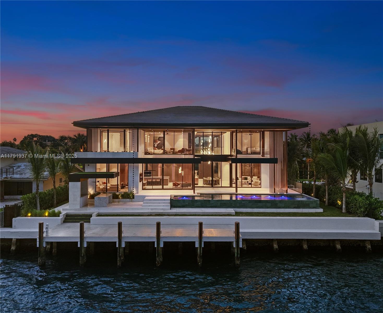 Casa à Venda em North Miami, FL
