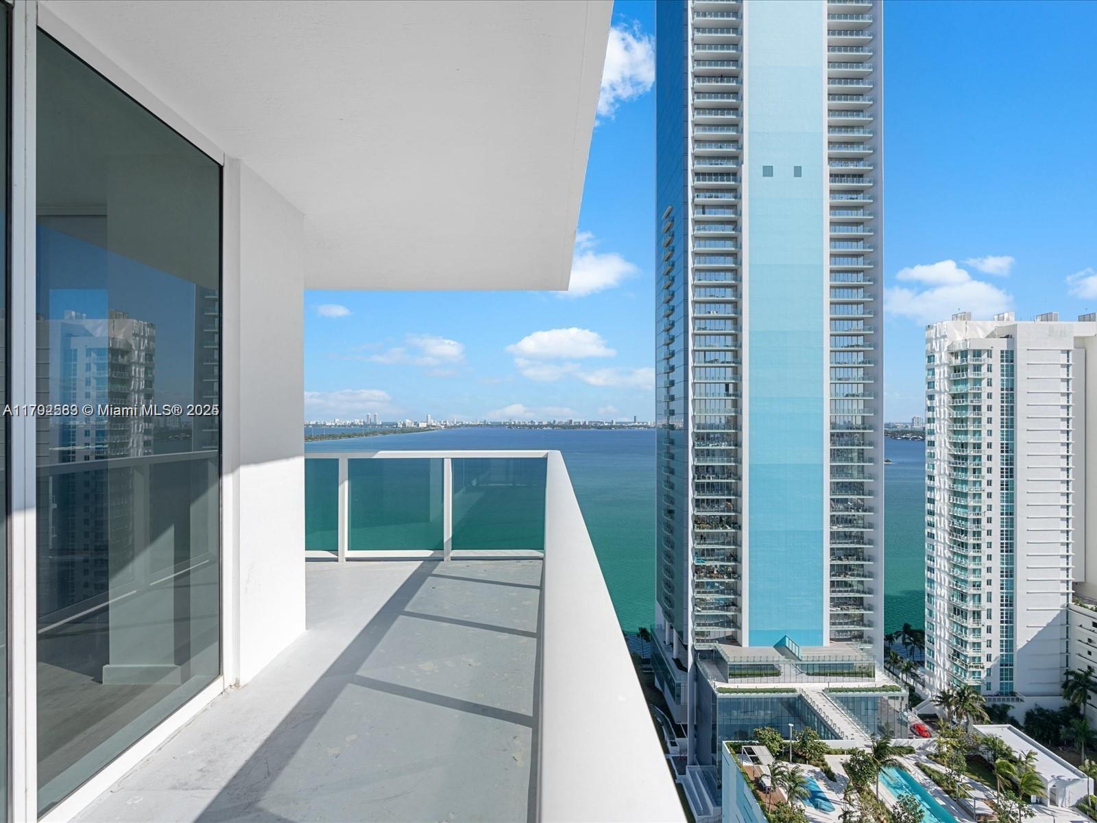 600 NE 27th St #2505, Miami FL 33137