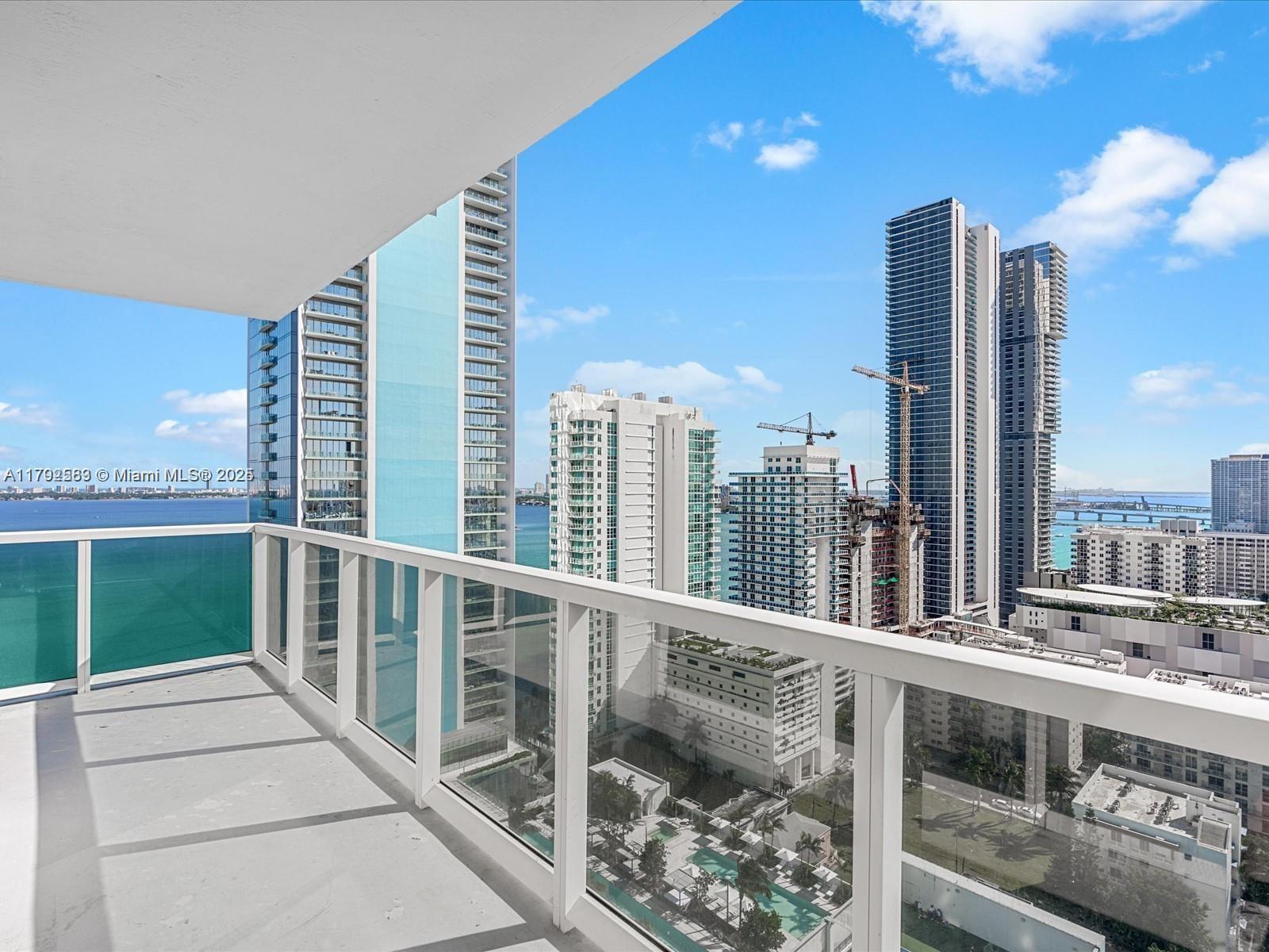 600 NE 27th St #2505, Miami FL 33137