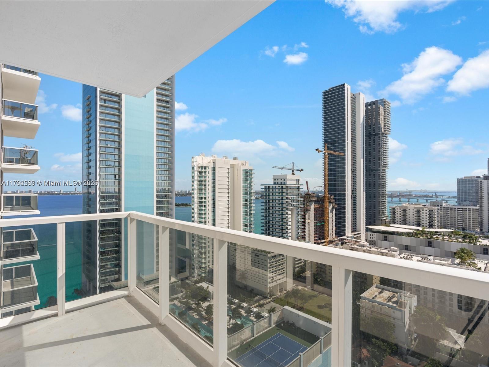 600 NE 27th St #2505, Miami FL 33137