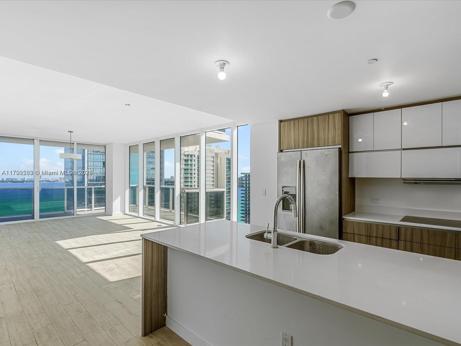 600 NE 27th St #2505, Miami FL 33137