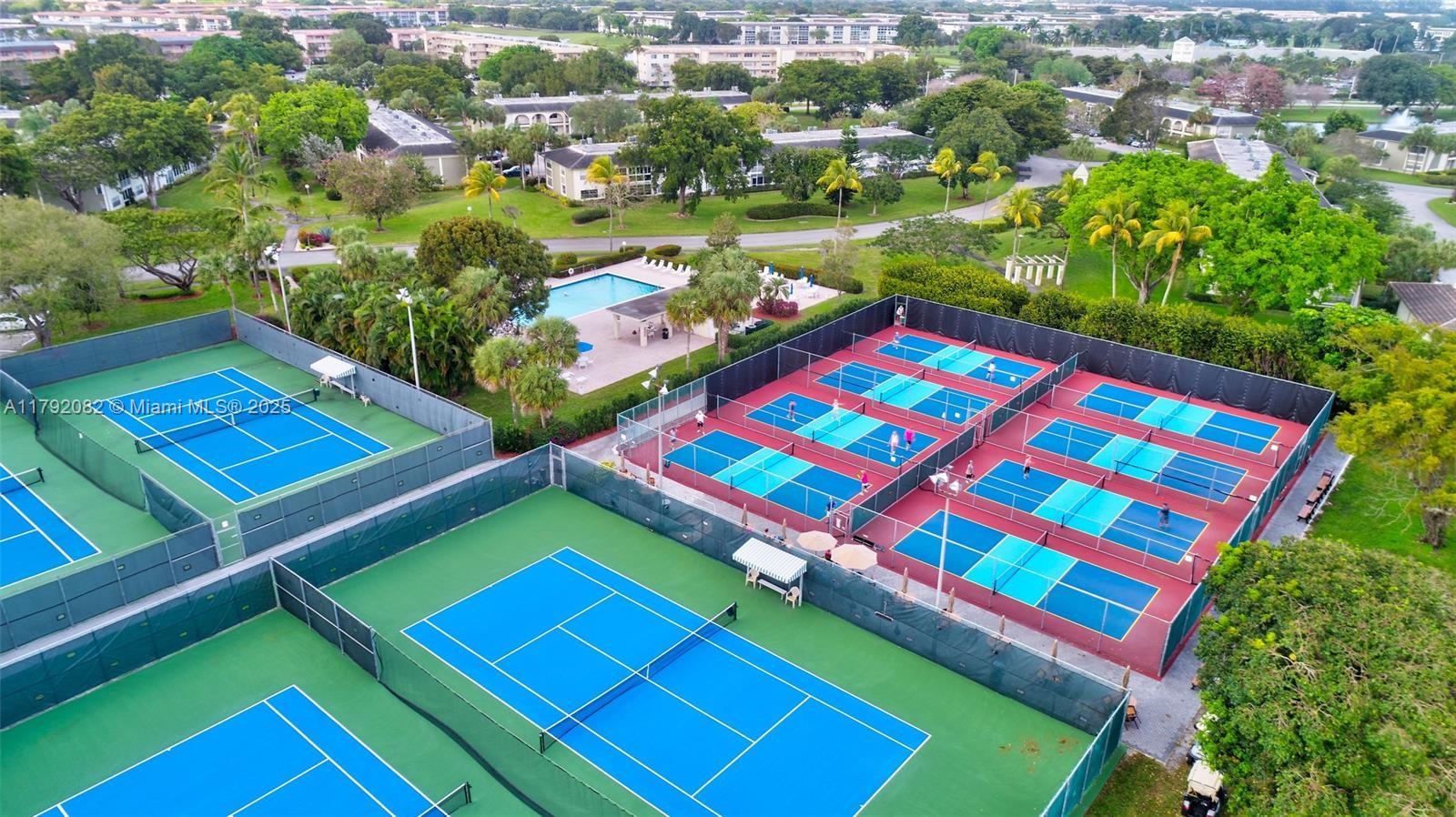 1101 Bahama Bnd #B2, Coconut Creek, Florida image 29
