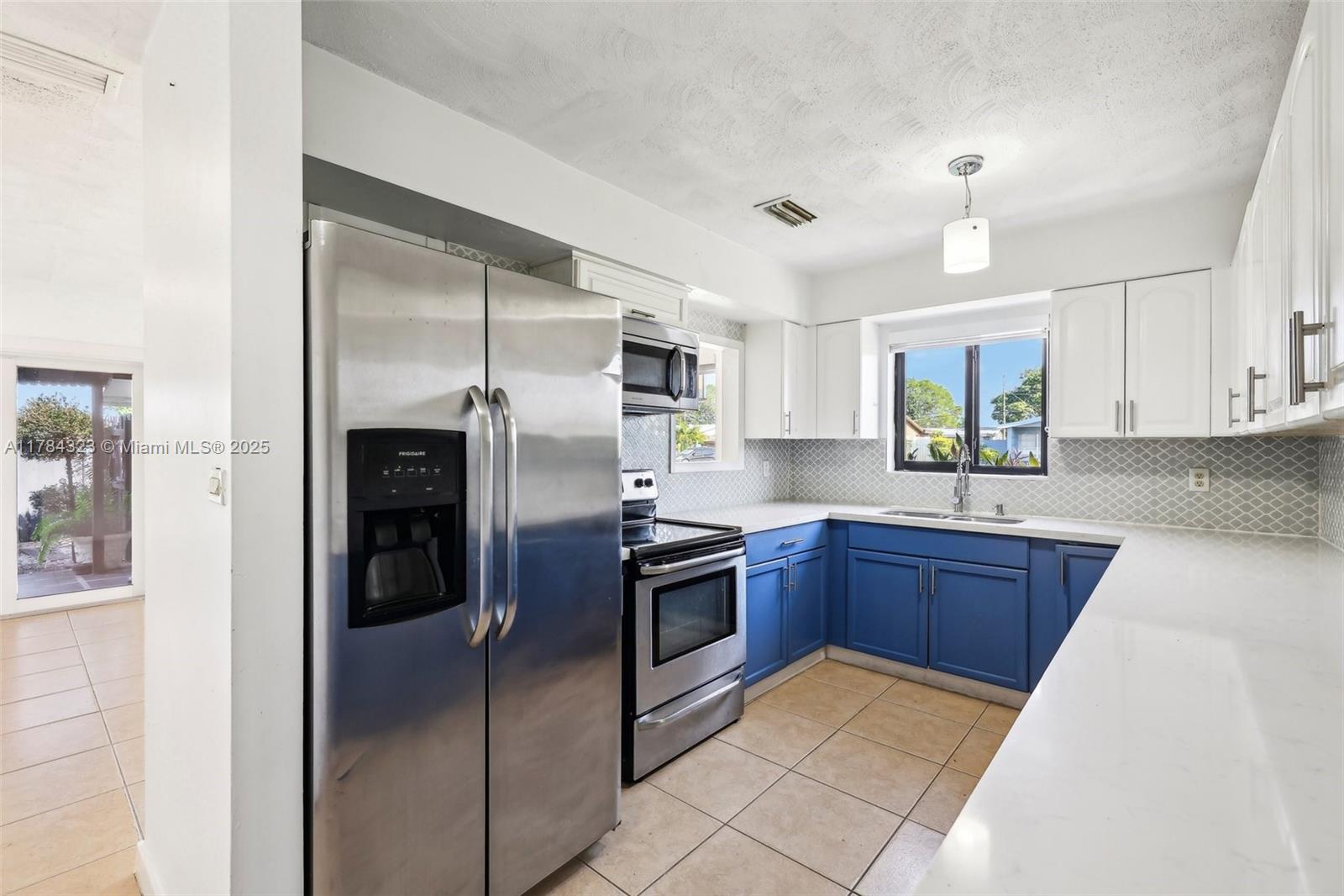 6451 Coolidge St, Hollywood, Florida image 6