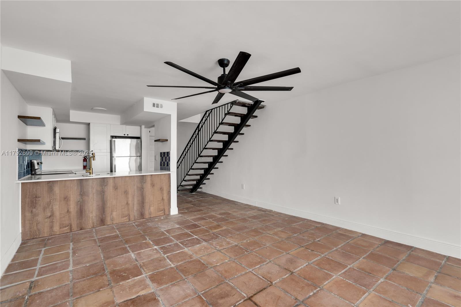 Property photo # 3