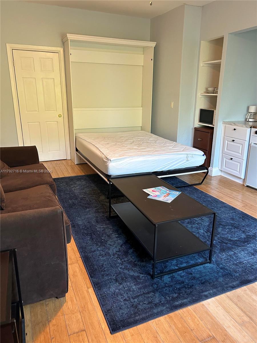 Property photo # 0