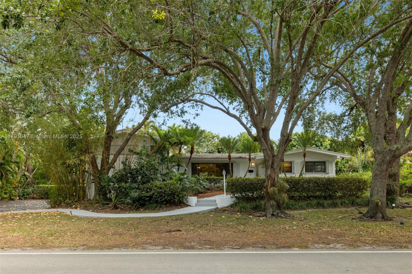 7920 SW 132nd St, Pinecrest, Florida image 21
