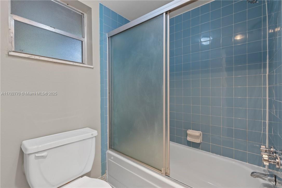 9470 Live Oak Pl #304, Davie, Florida image 16