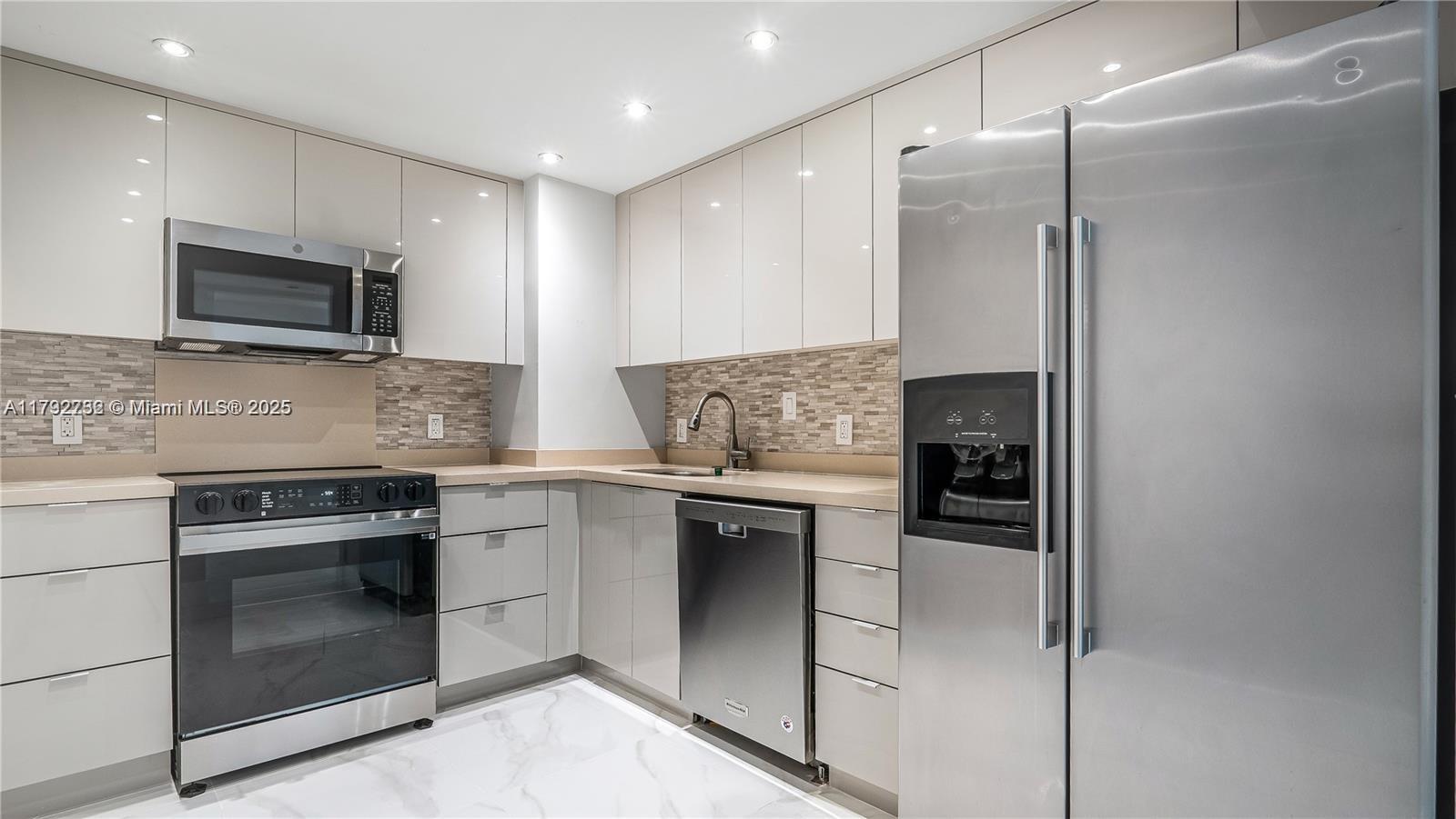 Property photo # 3