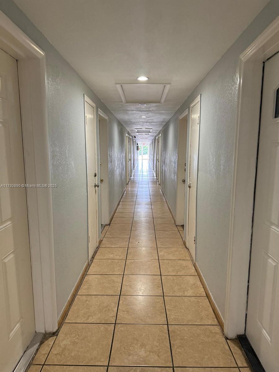1350 W 53rd St #33, Hialeah, Florida image 14
