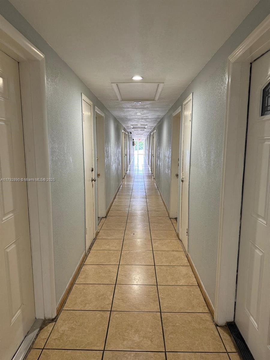 1350 W 53rd St #33, Hialeah, Florida image 15