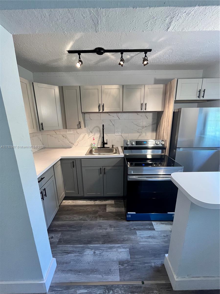Property photo # 5