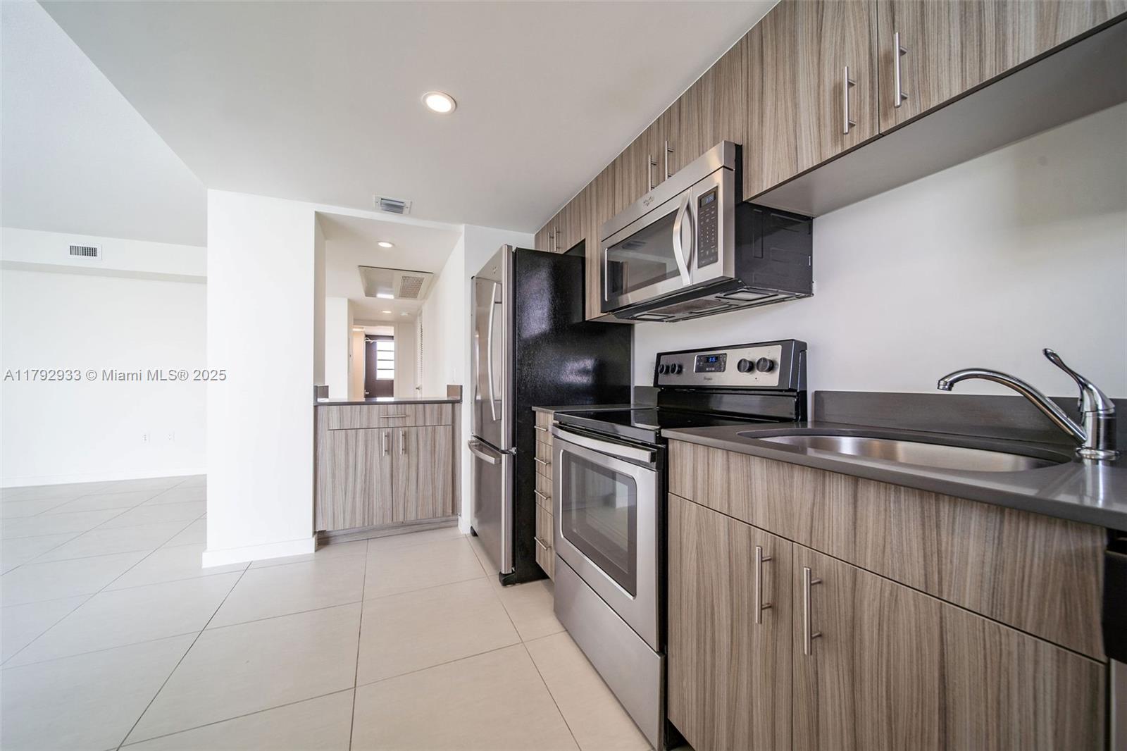 Property photo # 3