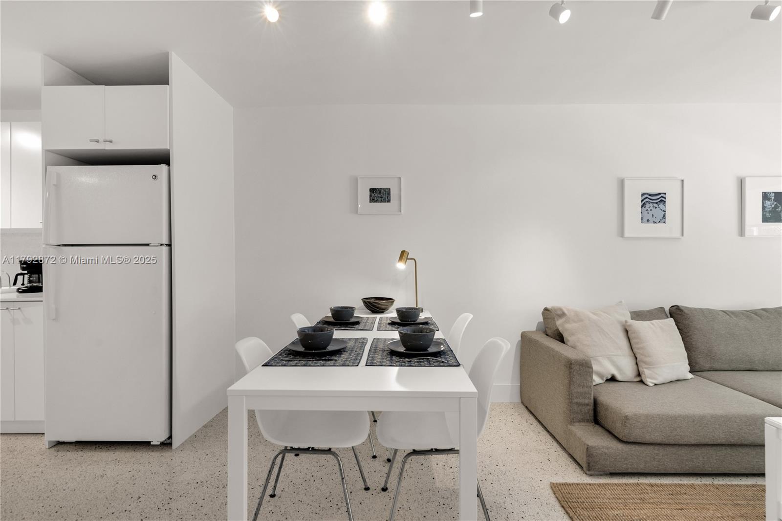 Property photo # 8