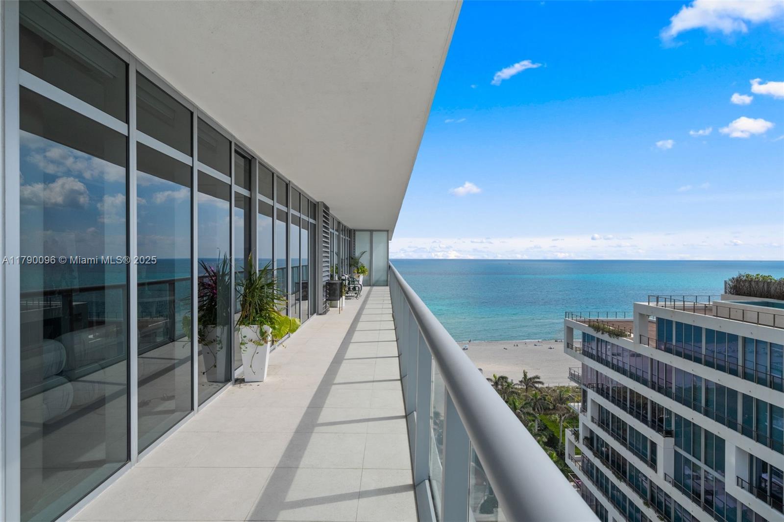 3737 Collins Ave #S-1303, Miami Beach FL 33140