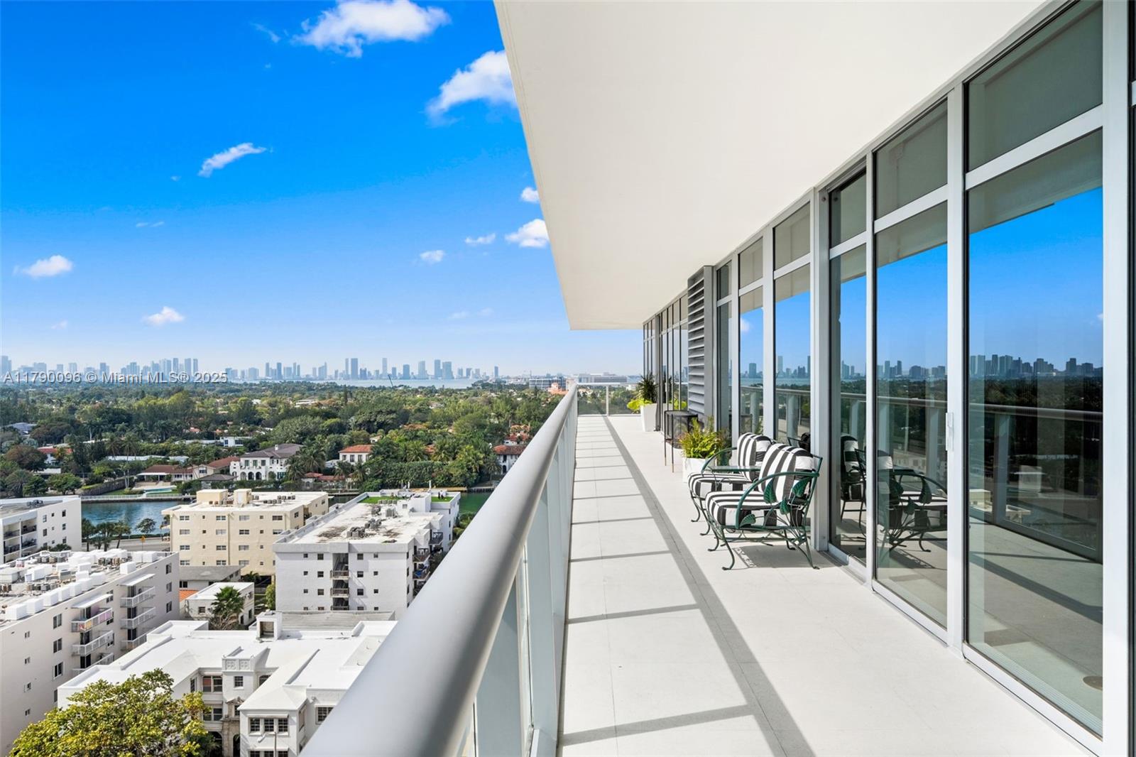 3737 Collins Ave #S-1303, Miami Beach FL 33140