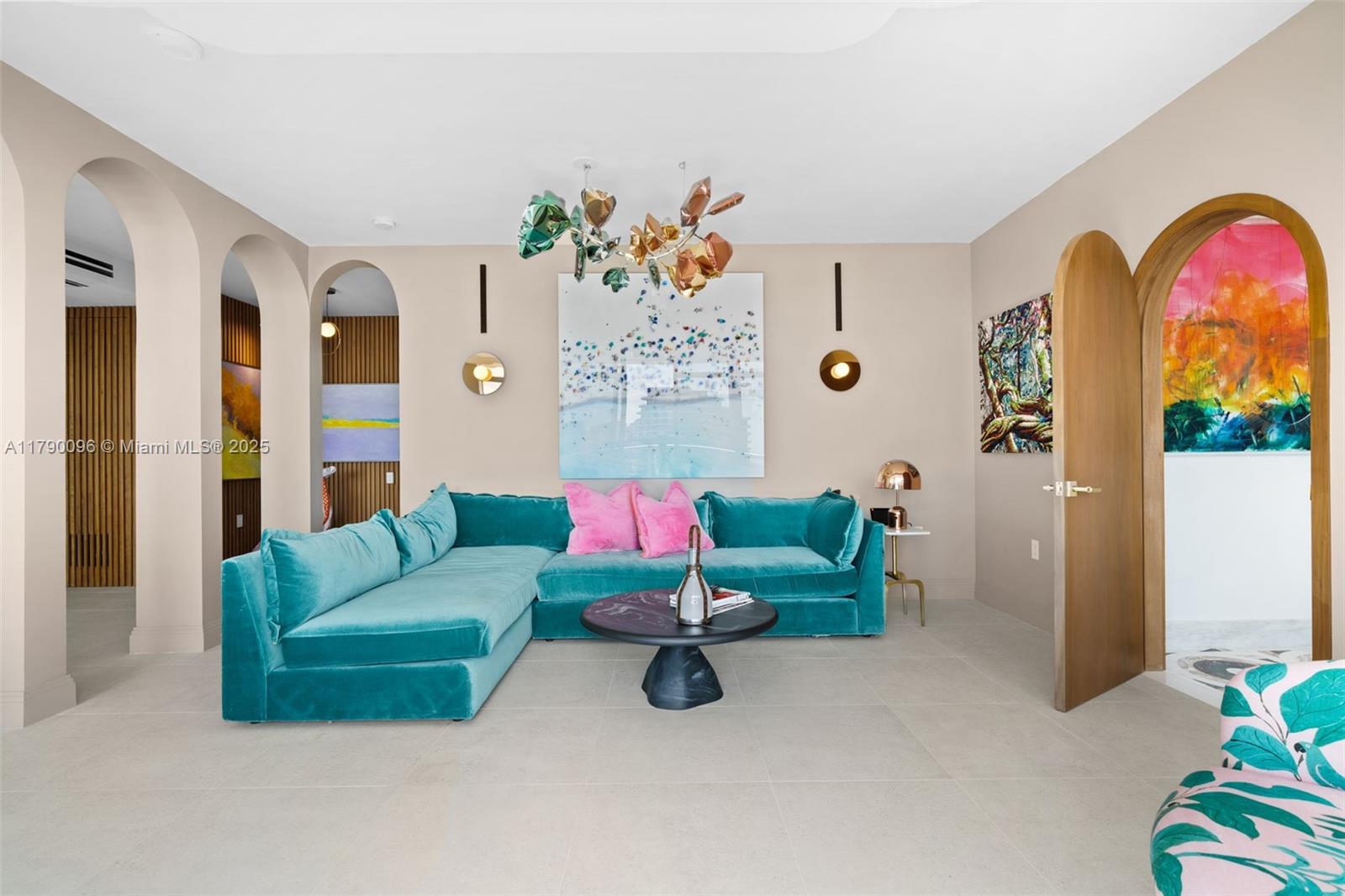 3737 Collins Ave #S-1303, Miami Beach FL 33140