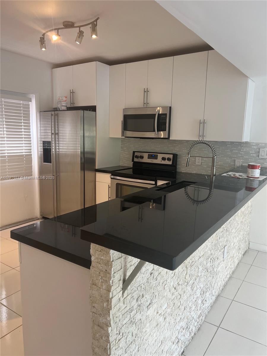Property photo # 7
