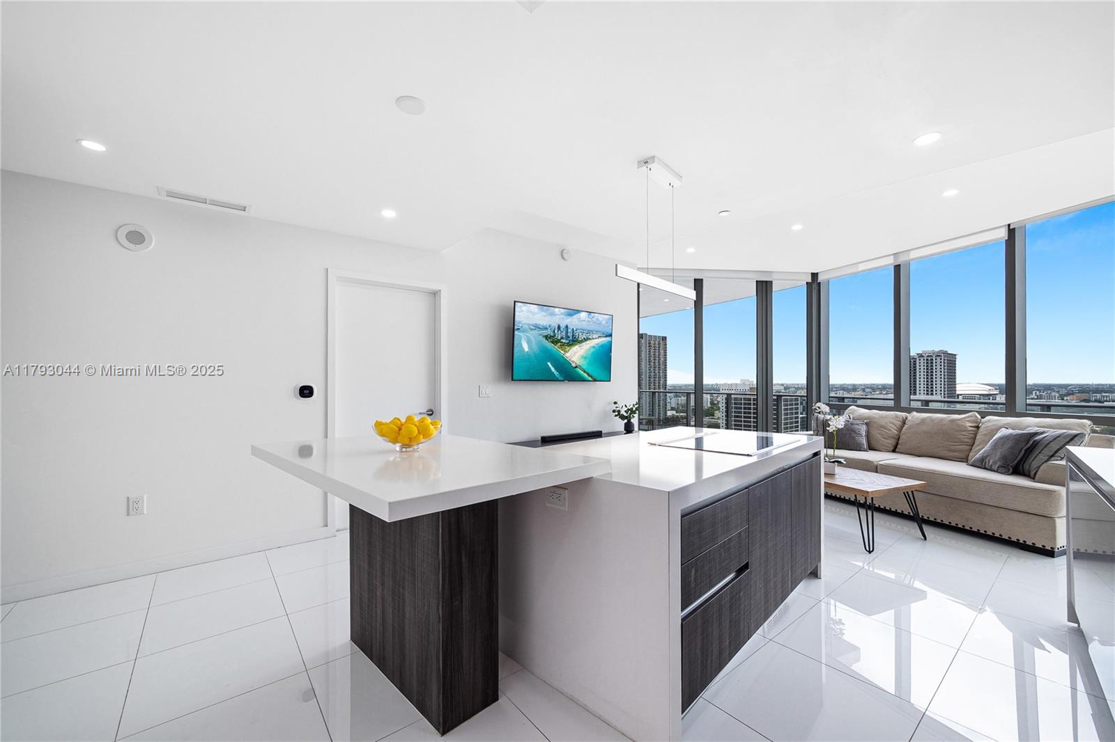 Property photo # 9