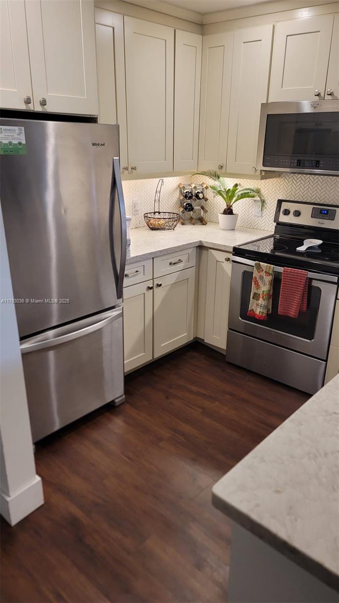 Property photo # 9