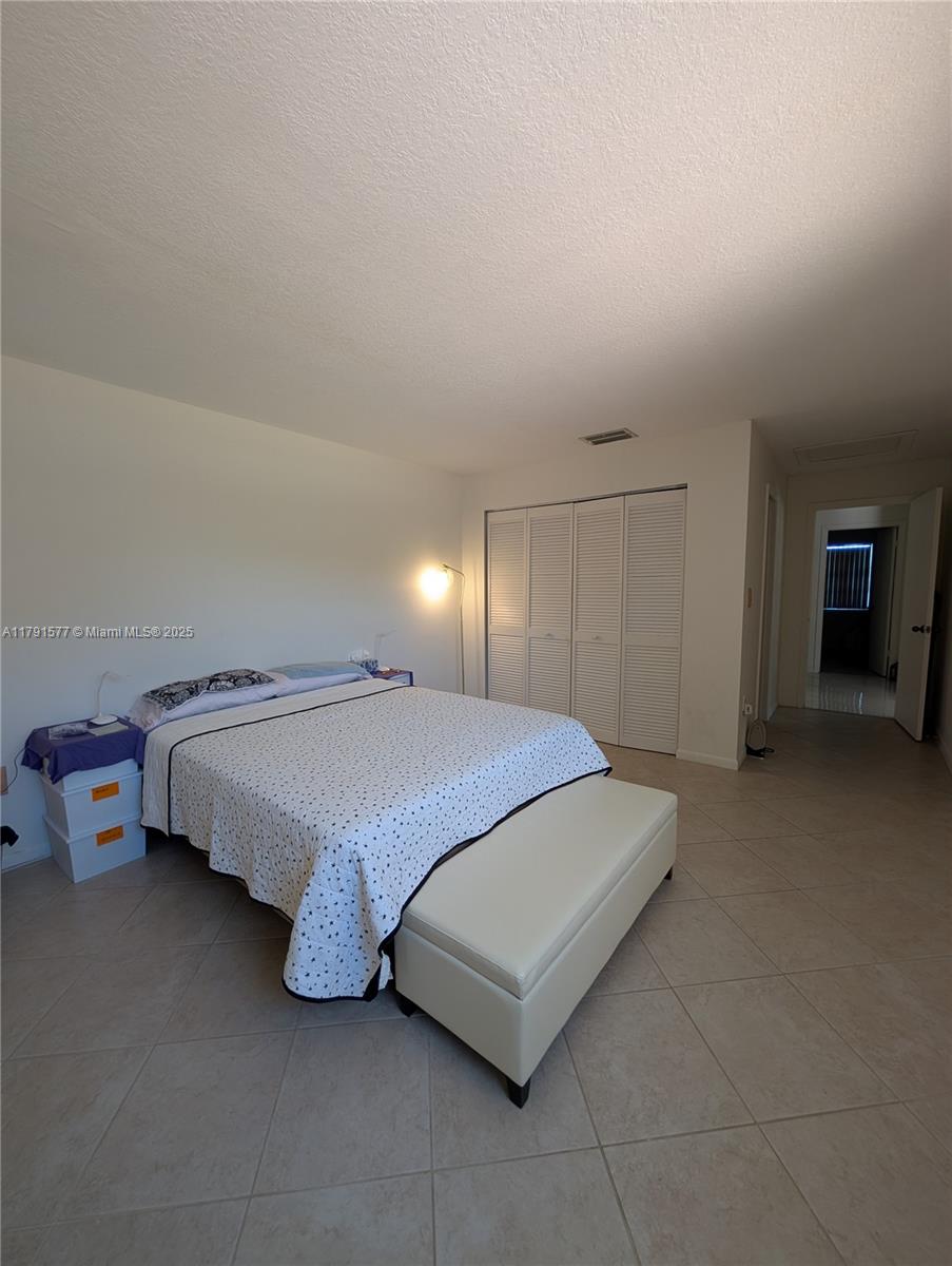 11212 SW 58th Cir, Cooper City, Florida image 6