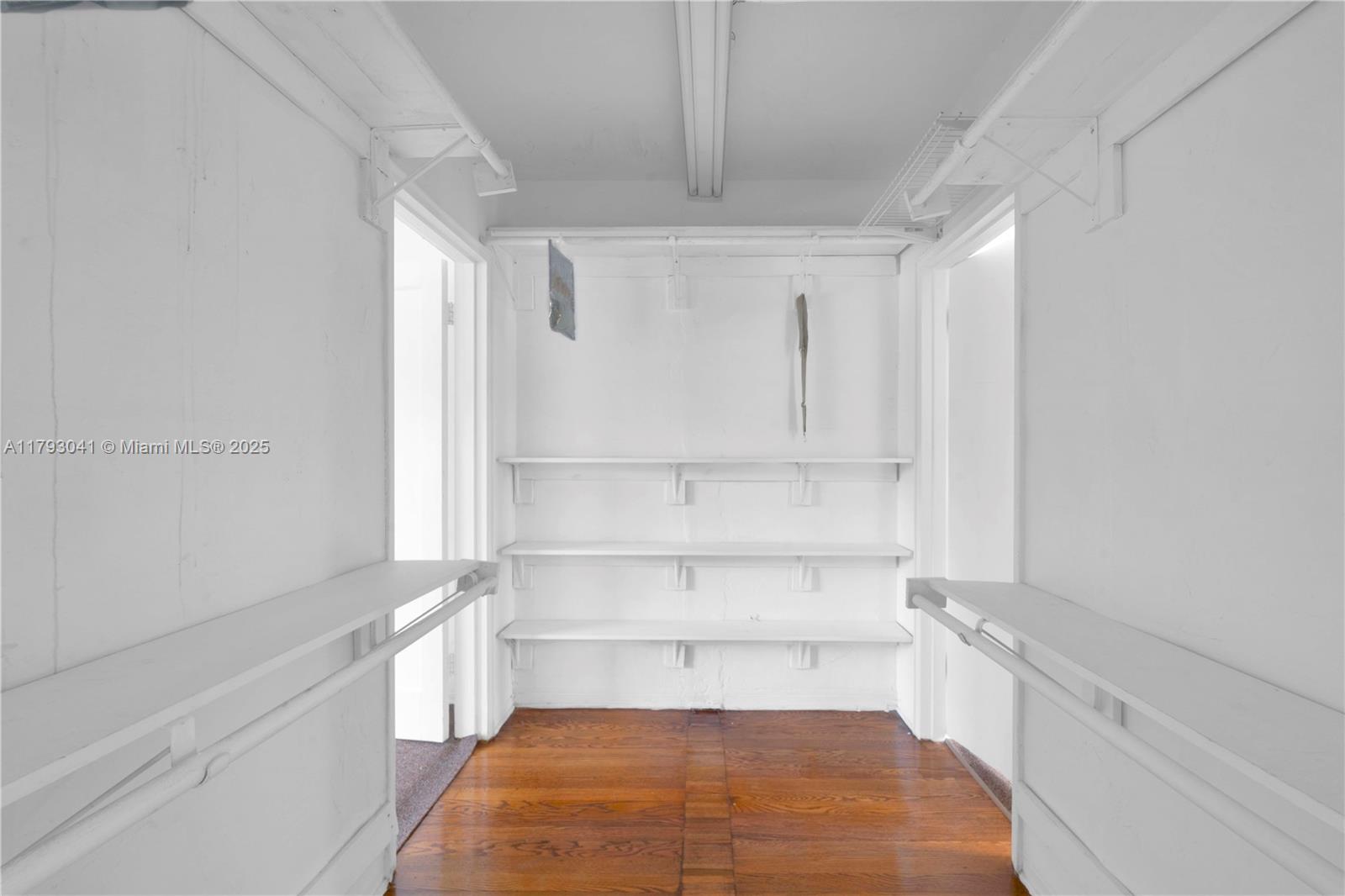 Property photo # 9