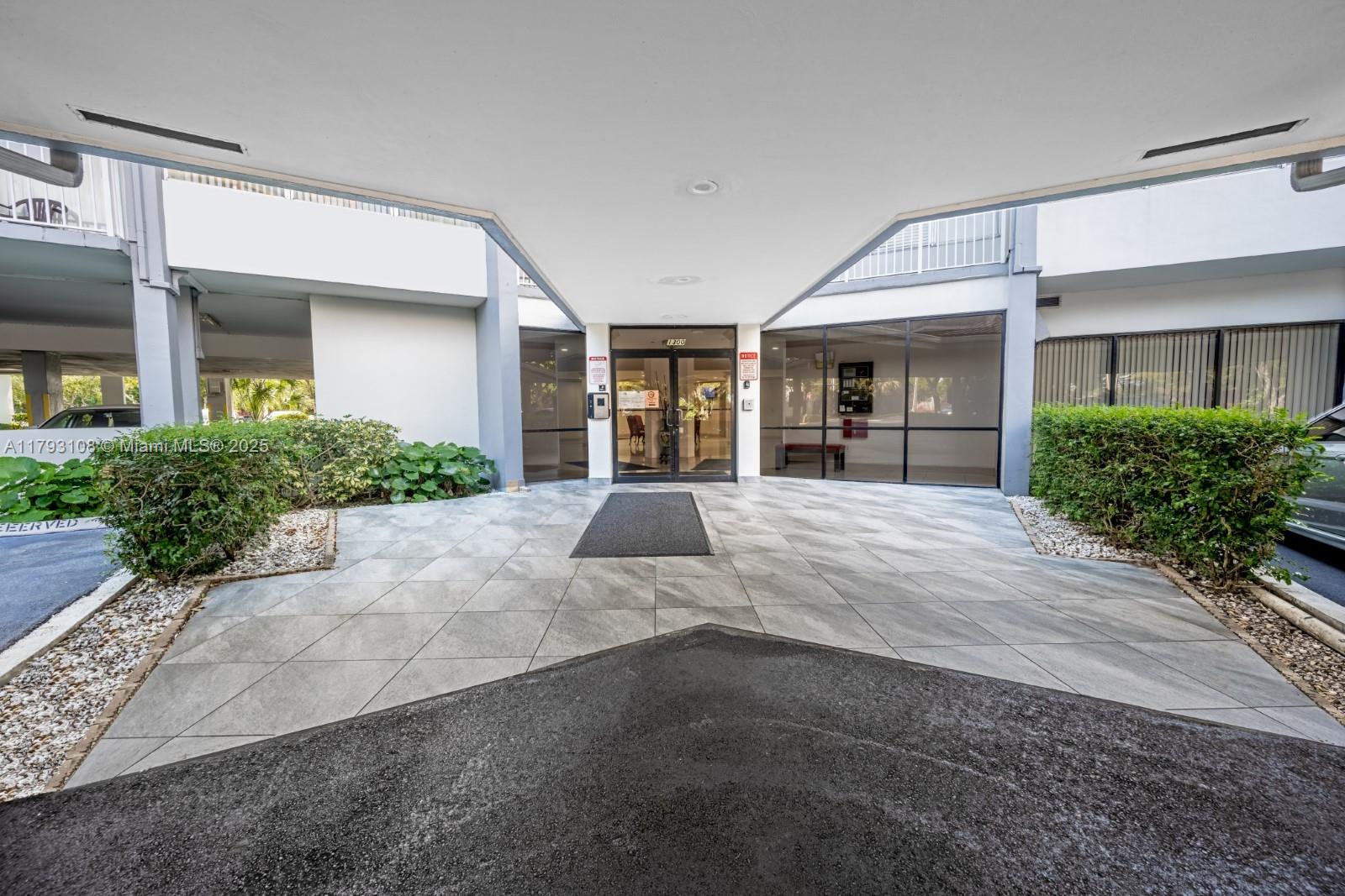 Property photo # 6