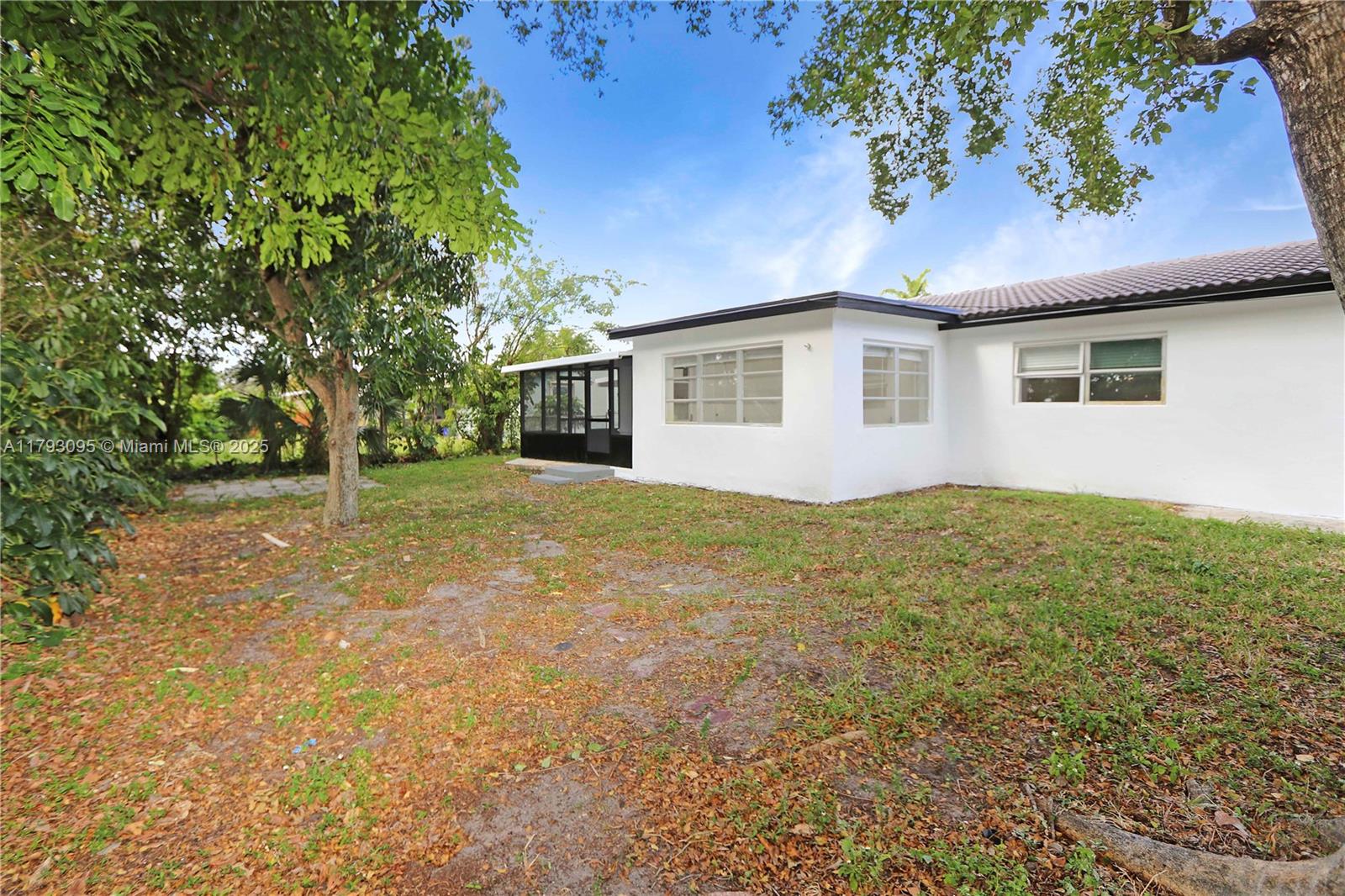 610 NW 38th Ct, Deerfield Beach, Florida image 26