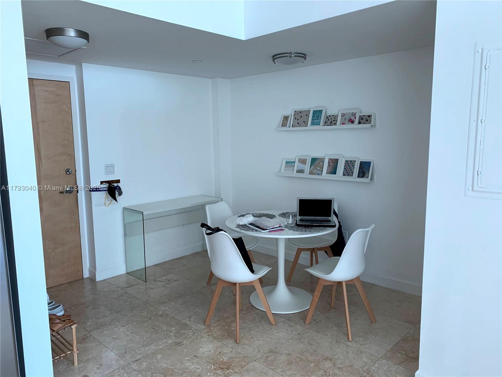 350 S Miami Ave #4010, Miami FL 33130