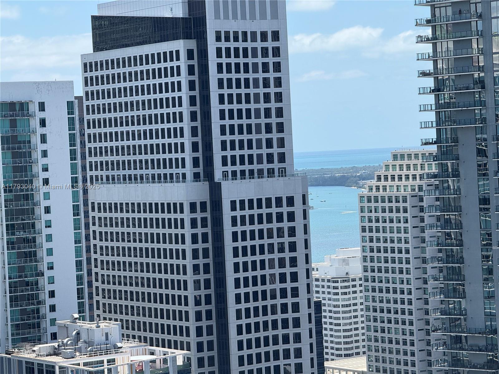 350 S Miami Ave #4010, Miami FL 33130