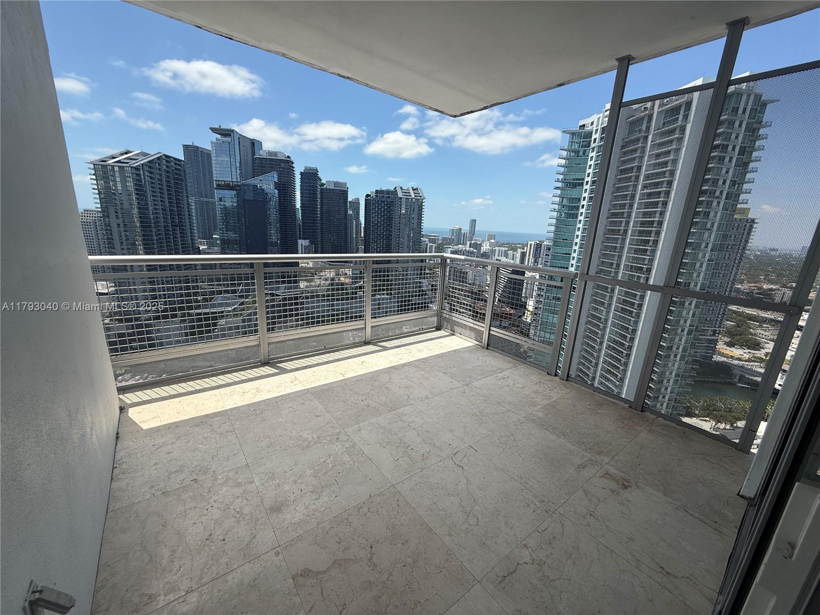 350 S Miami Ave #4010, Miami FL 33130