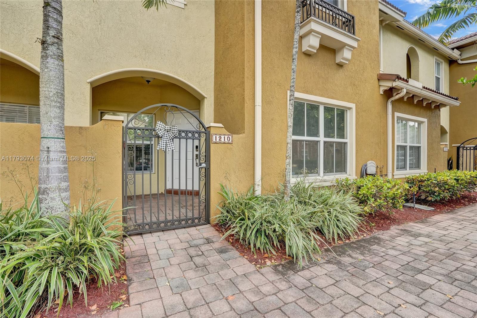 Property photo # 0