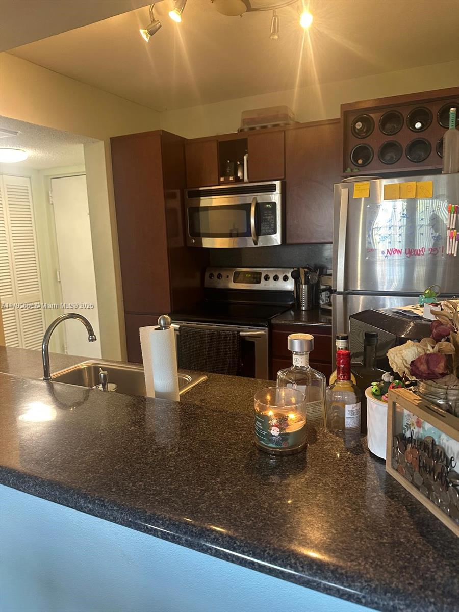 8120 Geneva Ct #551, Doral, Florida image 2