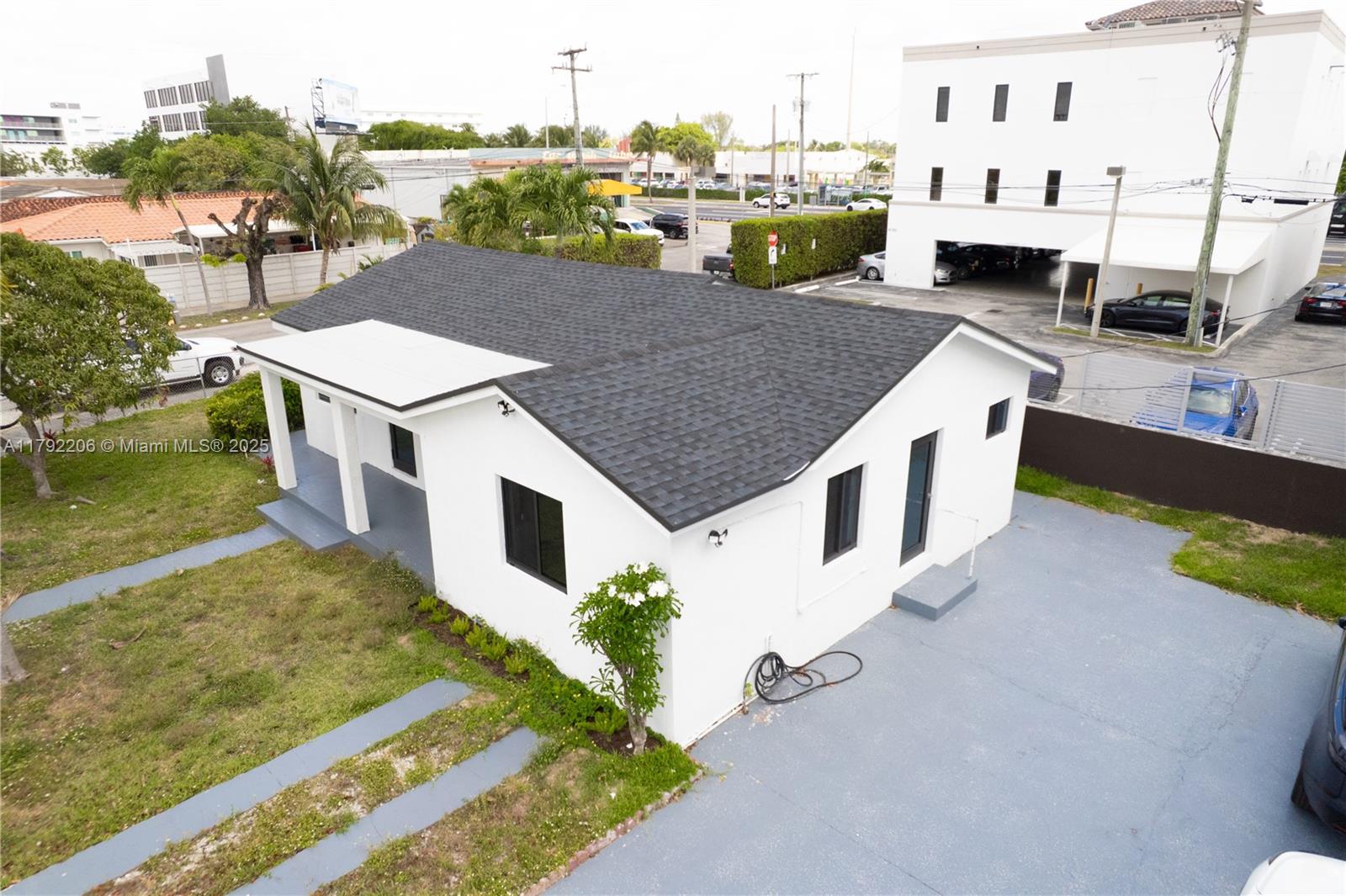 Property photo # 4