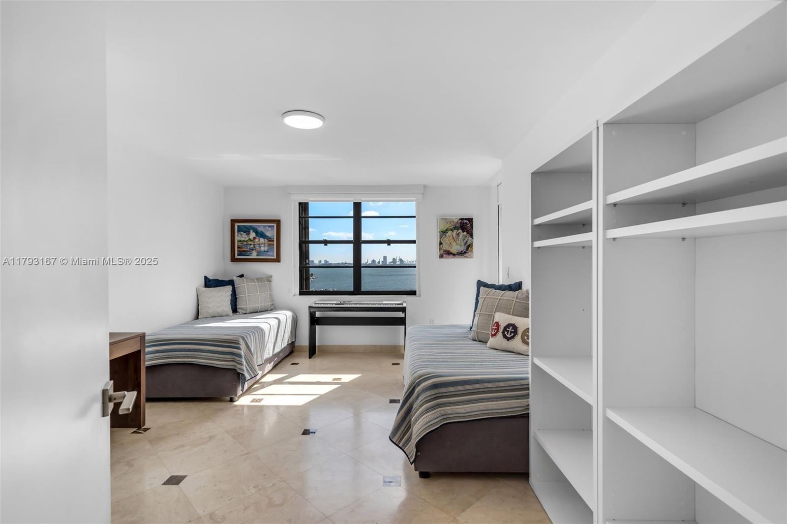 2333 Brickell Ave #1401, Miami FL 33129