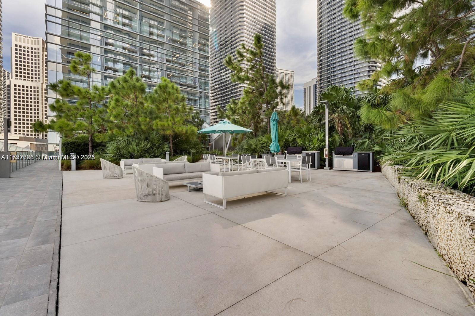 88 SW 7th St #3410, Miami FL 33130