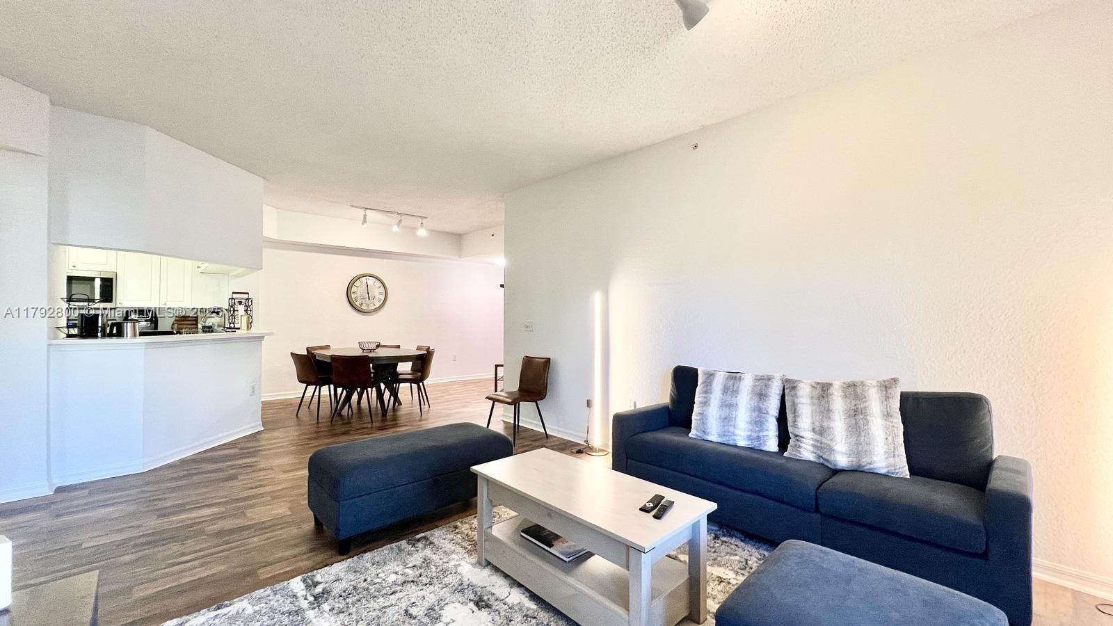 Property photo # 9
