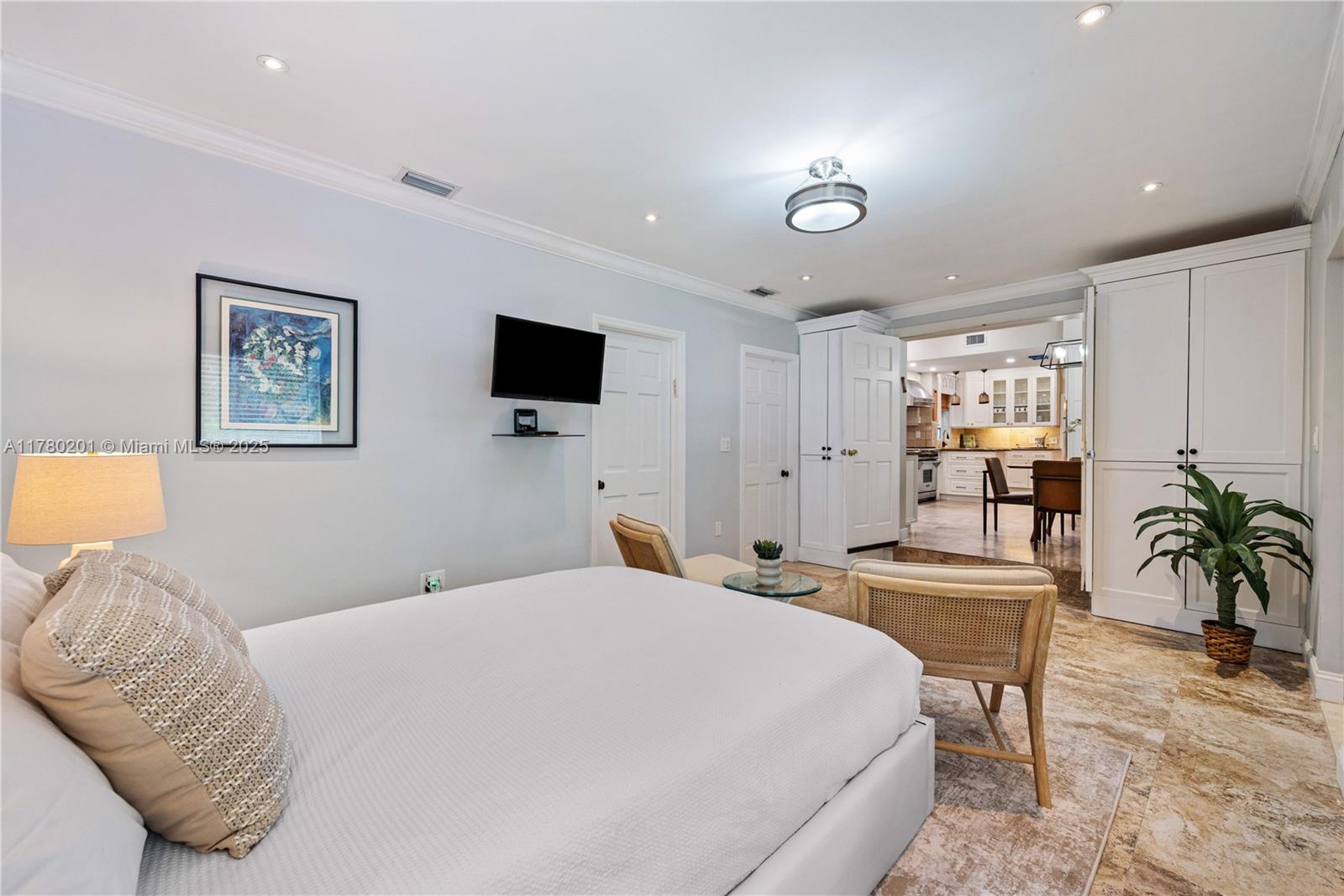 4545 Nautilus Ct, Miami Beach, Florida image 15