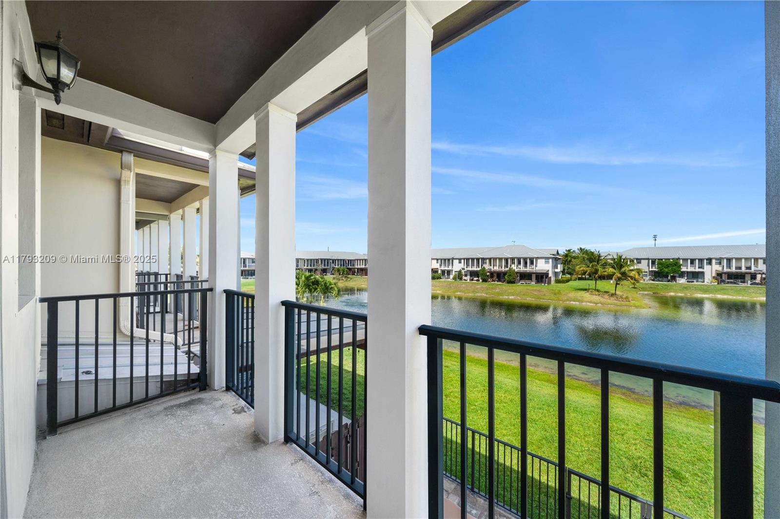 Property photo # 9