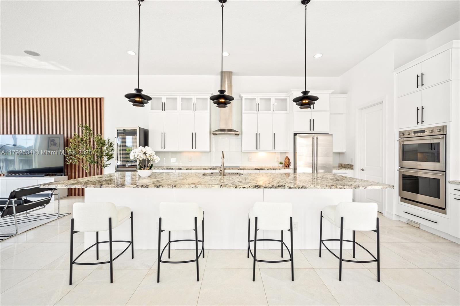 4991 E Sterling Ranch Cir, Davie, Florida image 14
