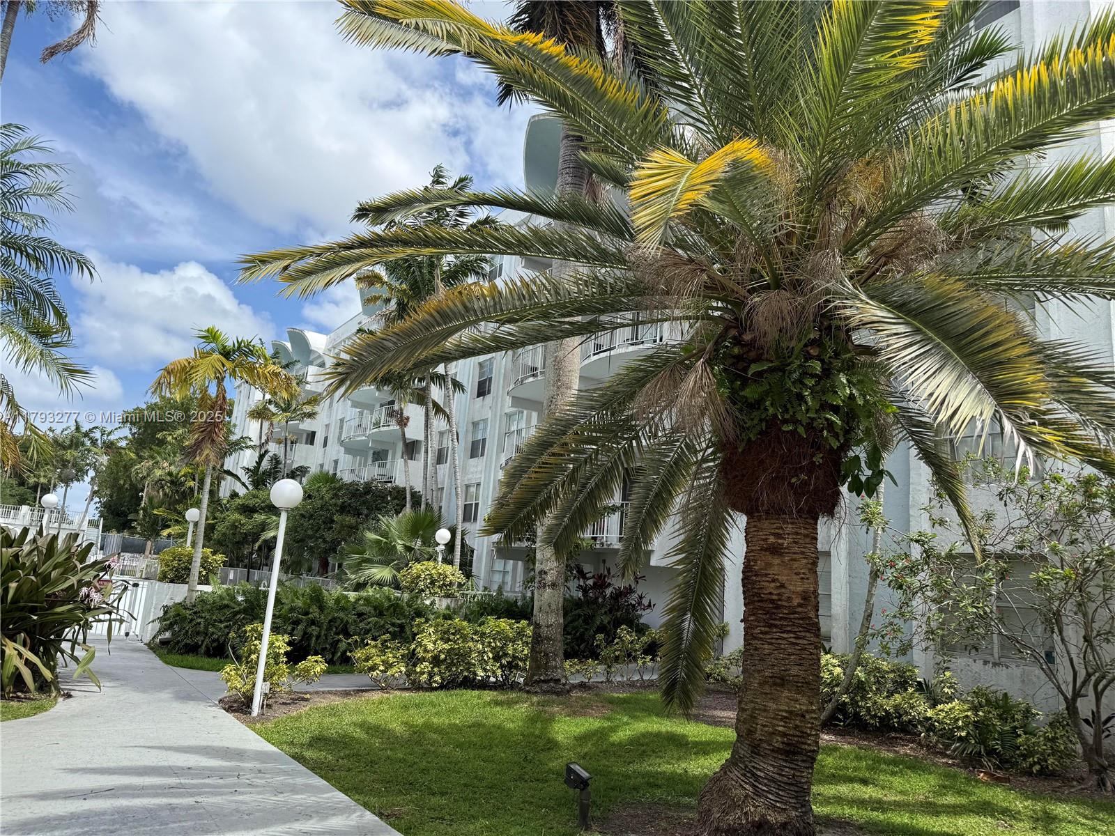492 NW 165th St Rd #C-215 For Sale A11793277, FL