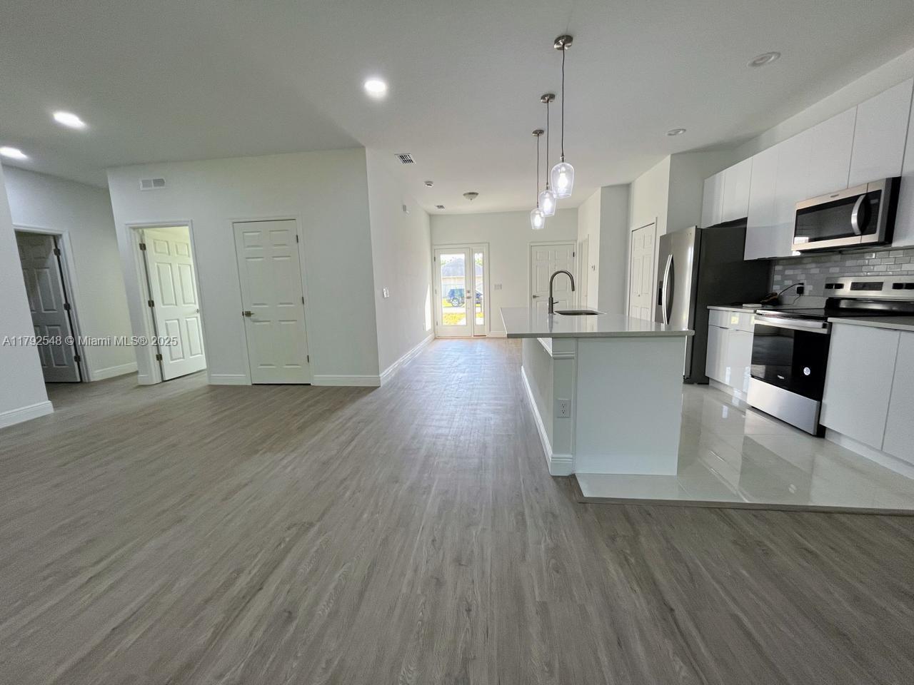 Property photo # 3