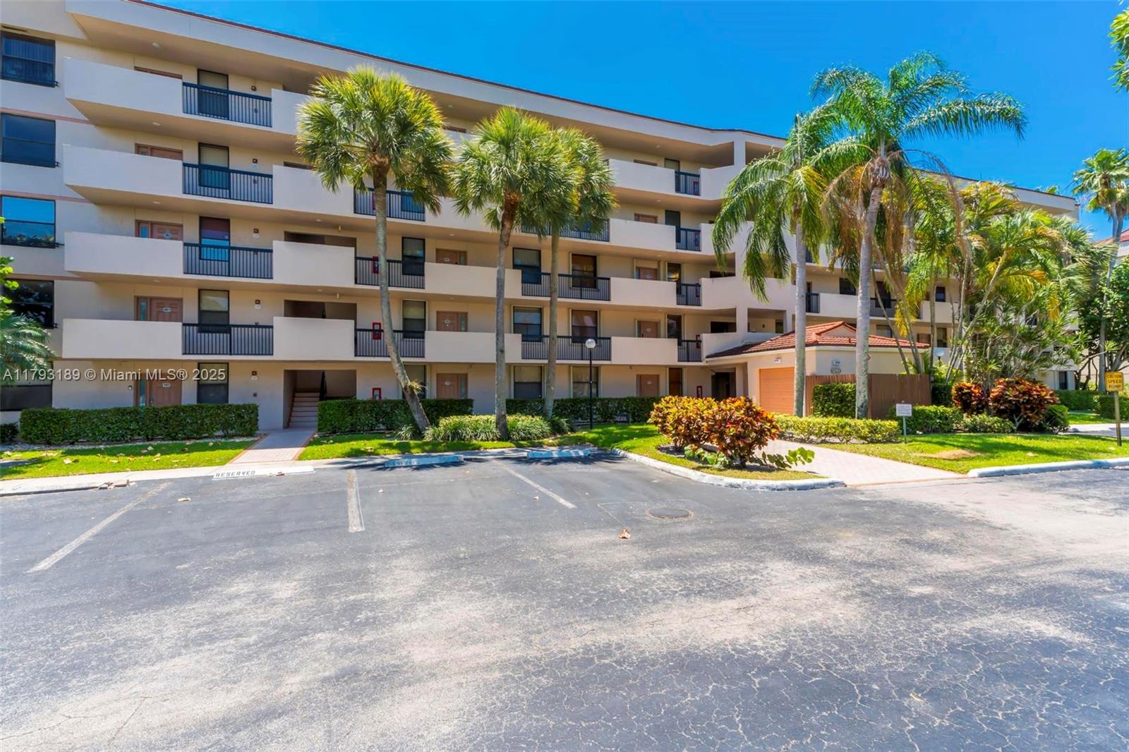 2767 S Carambola Cir S #506, Coconut Creek, Florida image 41