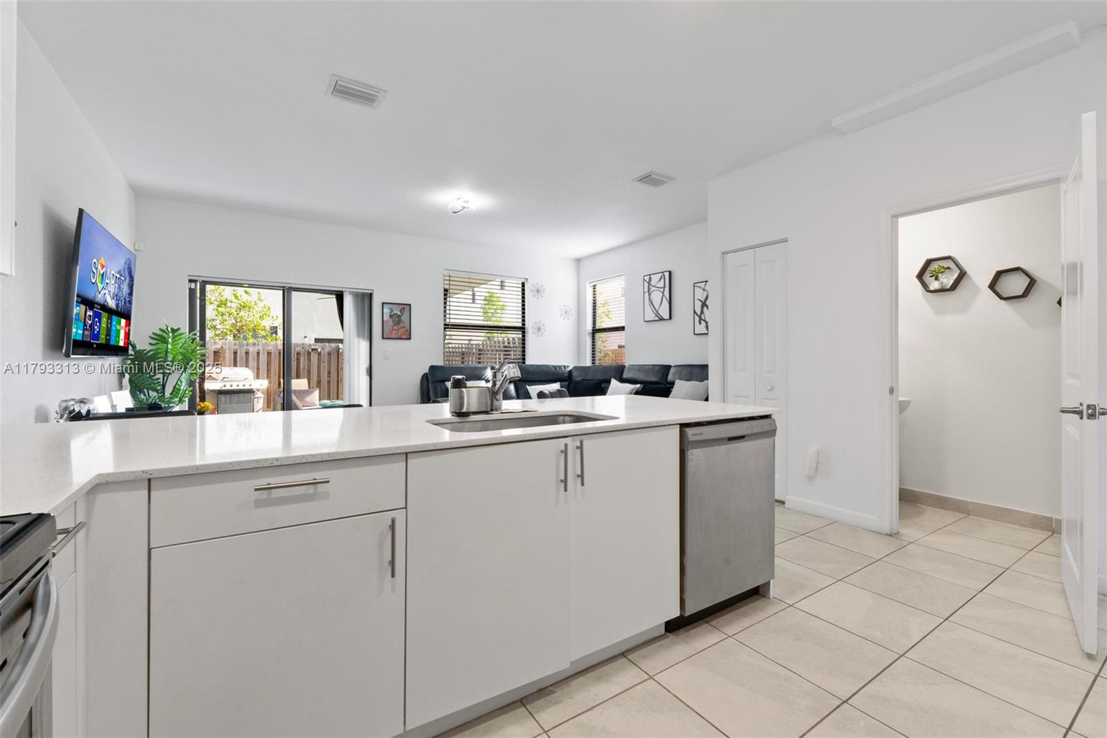 12901 SW 232nd Ln, Homestead, Florida image 14