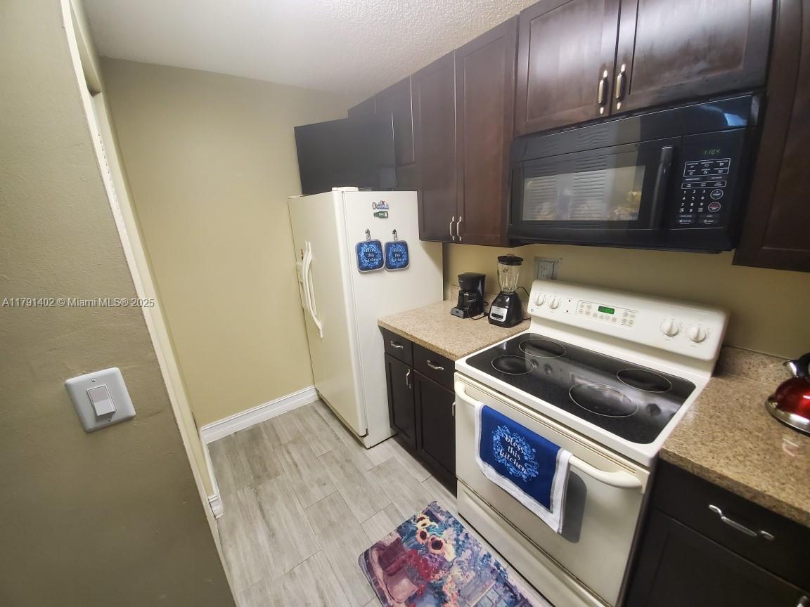 Property photo # 6