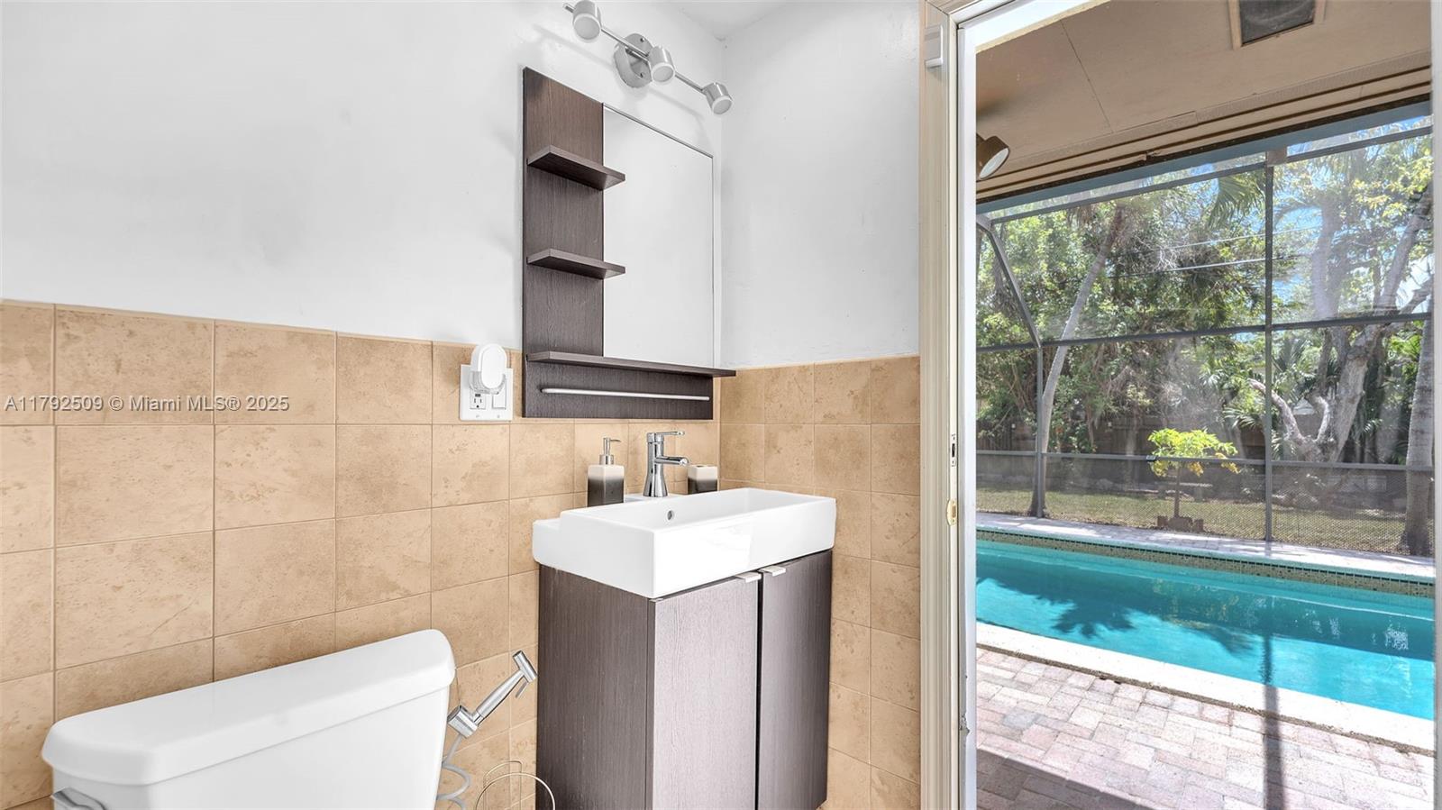 19241 SW 93rd Rd, Cutler Bay, Florida image 33